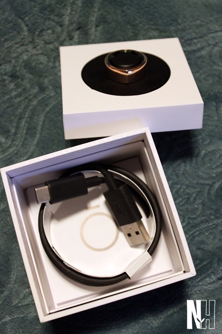Oura ring in box with accessories